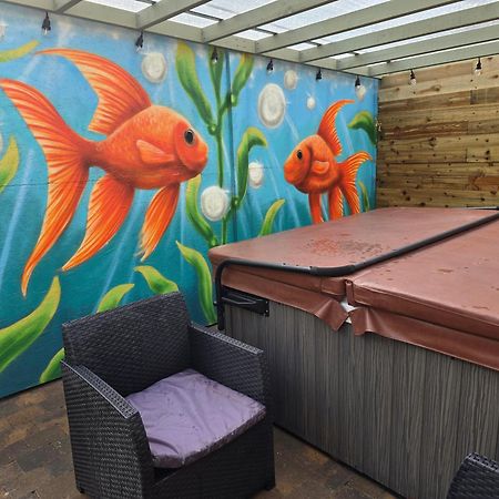 Eden Rose Cottage Hot-Tub Jacuzzi Morecambe-Bay エクステリア 写真