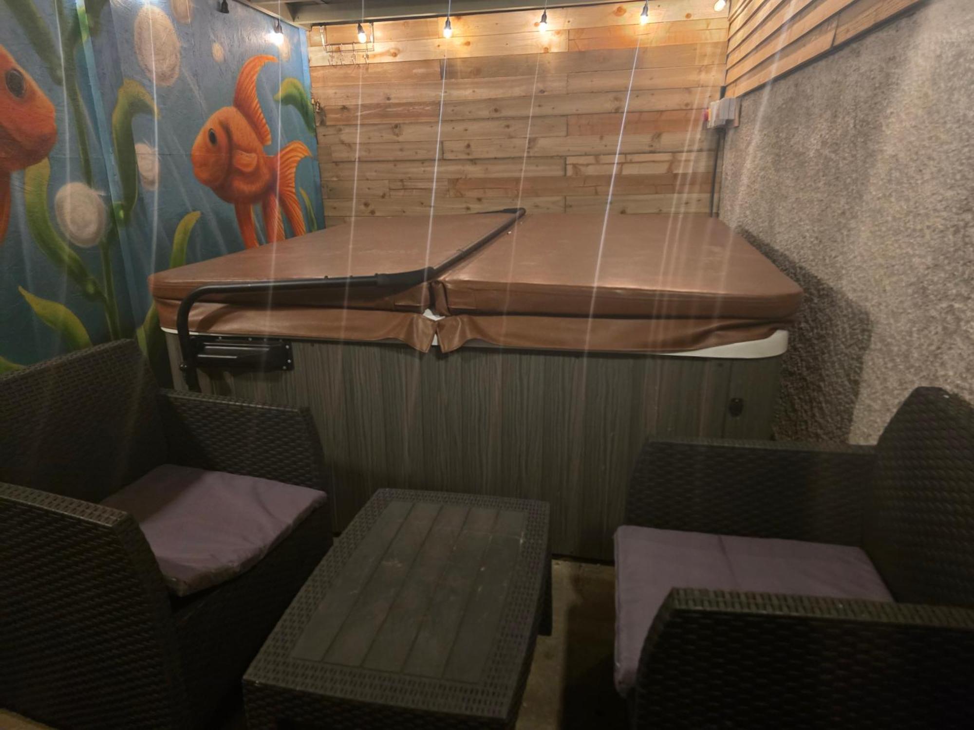 Eden Rose Cottage Hot-Tub Jacuzzi Morecambe-Bay エクステリア 写真